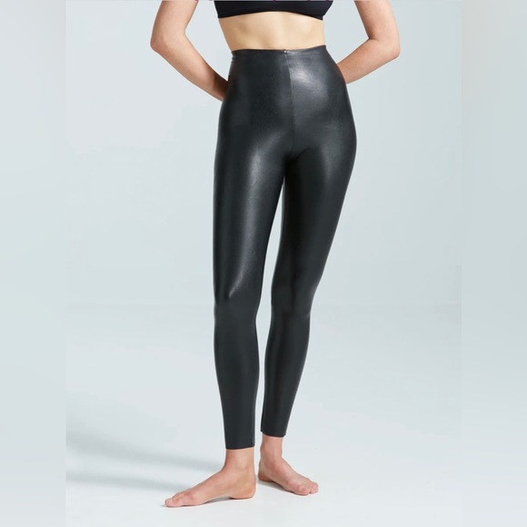 Commando Pants - Commando Black Faux Leather Leggings size Small